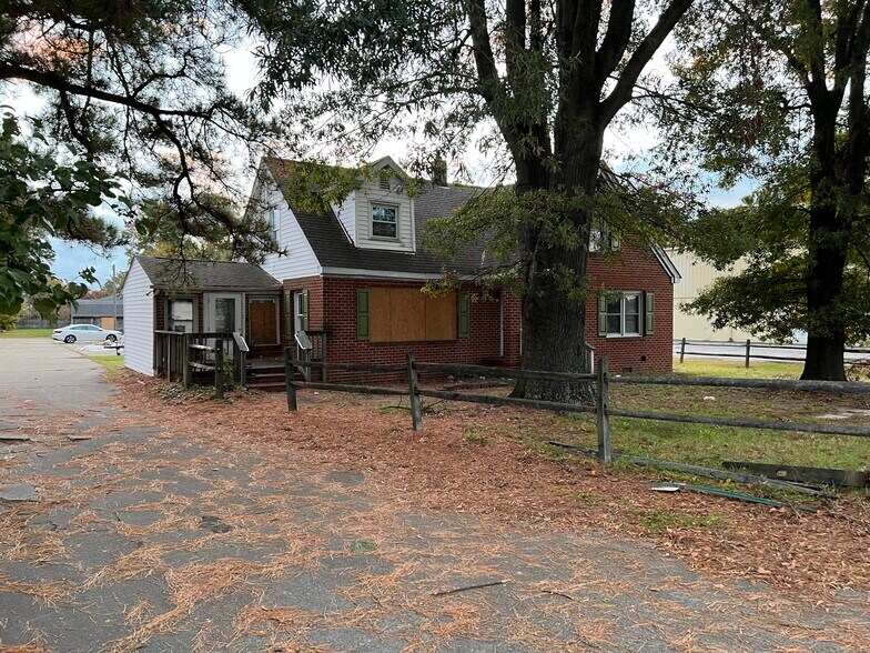 6008 Jefferson Ave, Newport News, VA 23605