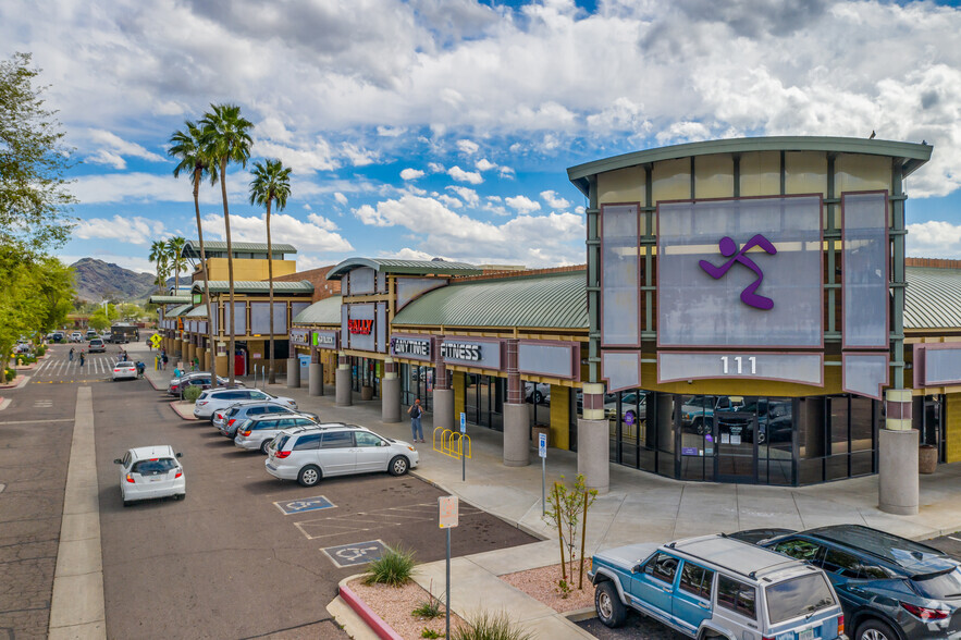 8929 N Central Ave, Phoenix, AZ for lease - Building Photo - Image 2 of 12