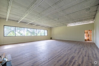 2127 Grand Blvd, Holiday, FL for lease Interior Photo- Image 1 of 10