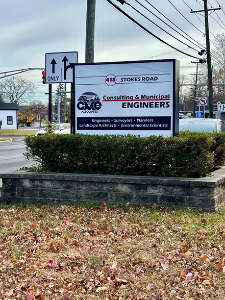 416-418 Stokes Rd, Medford, NJ for sale - Building Photo - Image 2 of 14