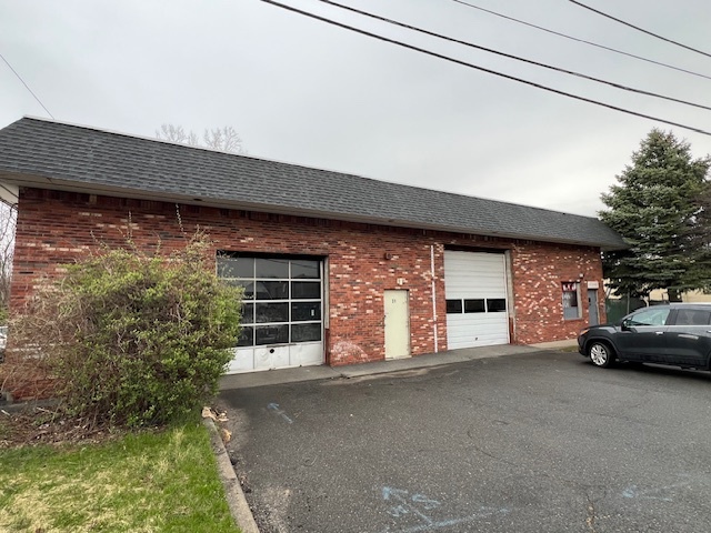 29-31 Greenbush Rd, Orangeburg, NY for sale - Building Photo - Image 1 of 8