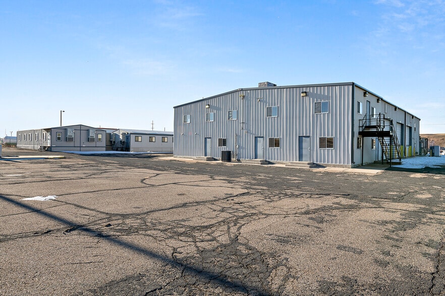 71 Allegiance Cir, Evanston, WY for sale - Building Photo - Image 2 of 29