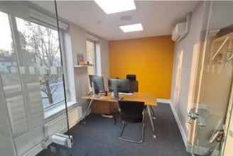 37-39 Brighton Rd, South Croydon for lease Interior Photo- Image 2 of 3