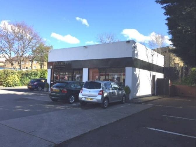 616 Wakefield Rd, Huddersfield for sale Primary Photo- Image 1 of 1