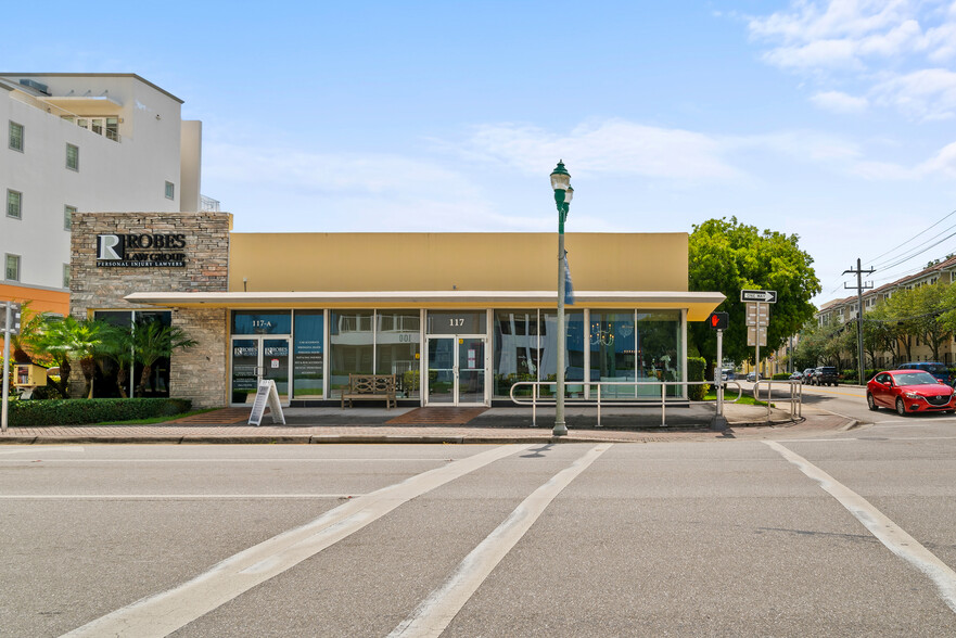 117 NE 5th Ave, Delray Beach, FL for sale - Building Photo - Image 1 of 44