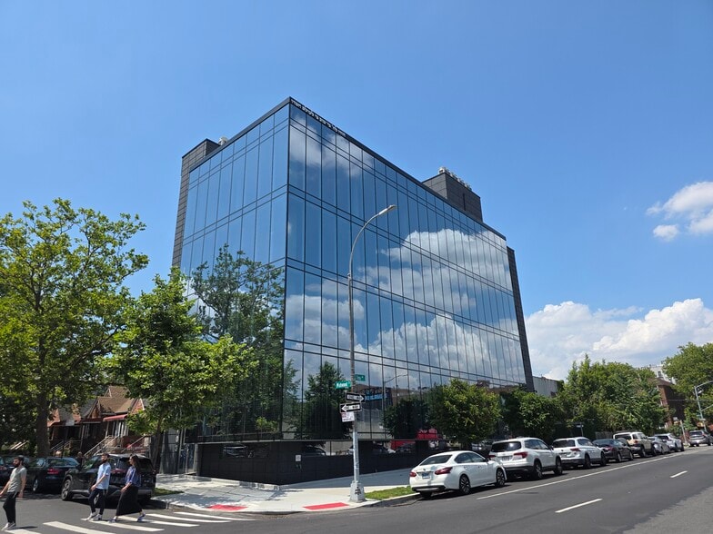 510 Troy Ave, Brooklyn, NY for lease - Building Photo - Image 2 of 16