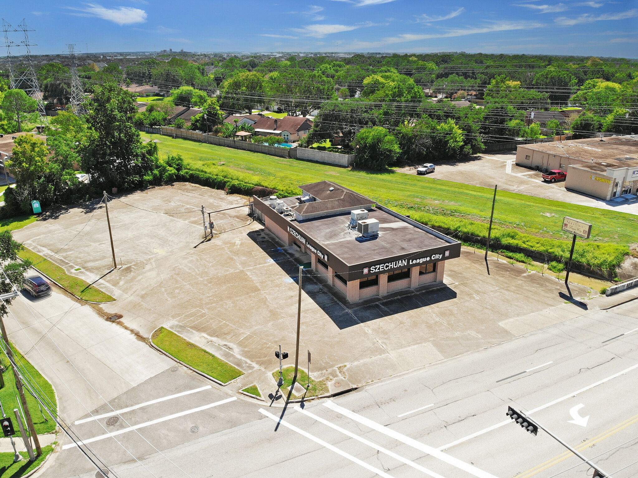 707 W Main St, League City, TX for sale Aerial- Image 1 of 1