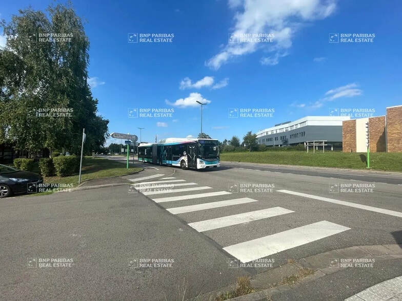 Office in Vandoeuvre-les-Nancy for lease - Building Photo - Image 2 of 14