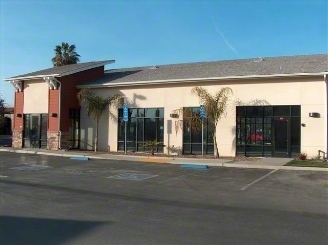 131 W Putnam Ave, Porterville, CA for sale - Primary Photo - Image 1 of 1