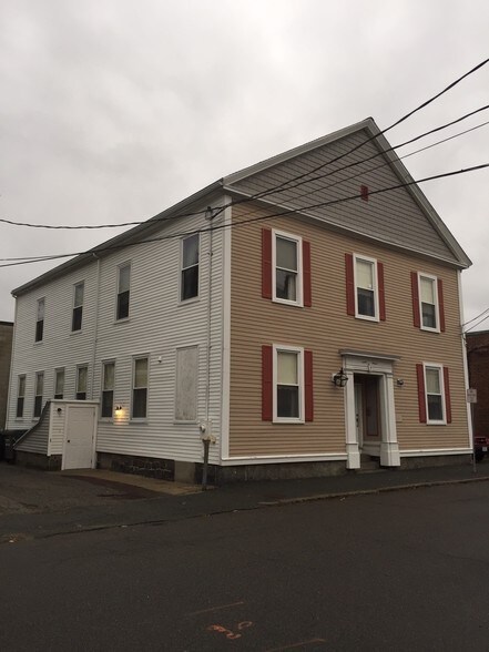 7 Foster St, Wakefield, MA for sale - Building Photo - Image 1 of 1