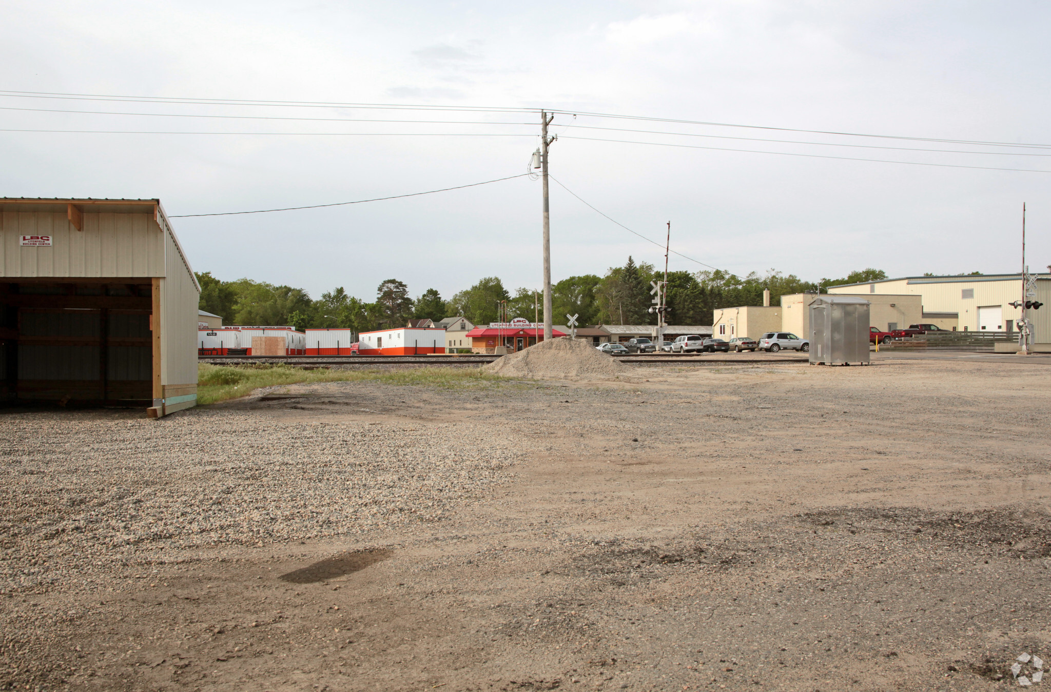 206 Highway 12 E, Litchfield, MN for sale Primary Photo- Image 1 of 1