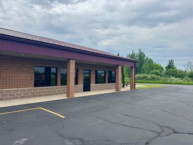 2839 E Frontage Rd, Abrams, WI for lease - Building Photo - Image 2 of 20