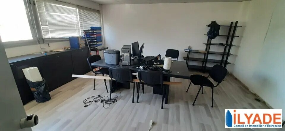 Office in Aix-en-Provence for lease - Interior Photo - Image 3 of 4