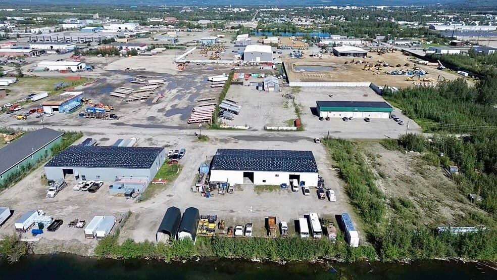 1285 Queens Way, Fairbanks, AK for sale - Building Photo - Image 2 of 45