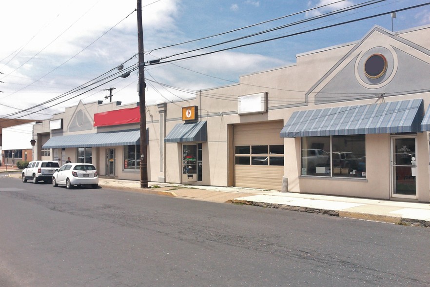 2-8 W Allen St, Mechanicsburg, PA for sale - Building Photo - Image 1 of 1