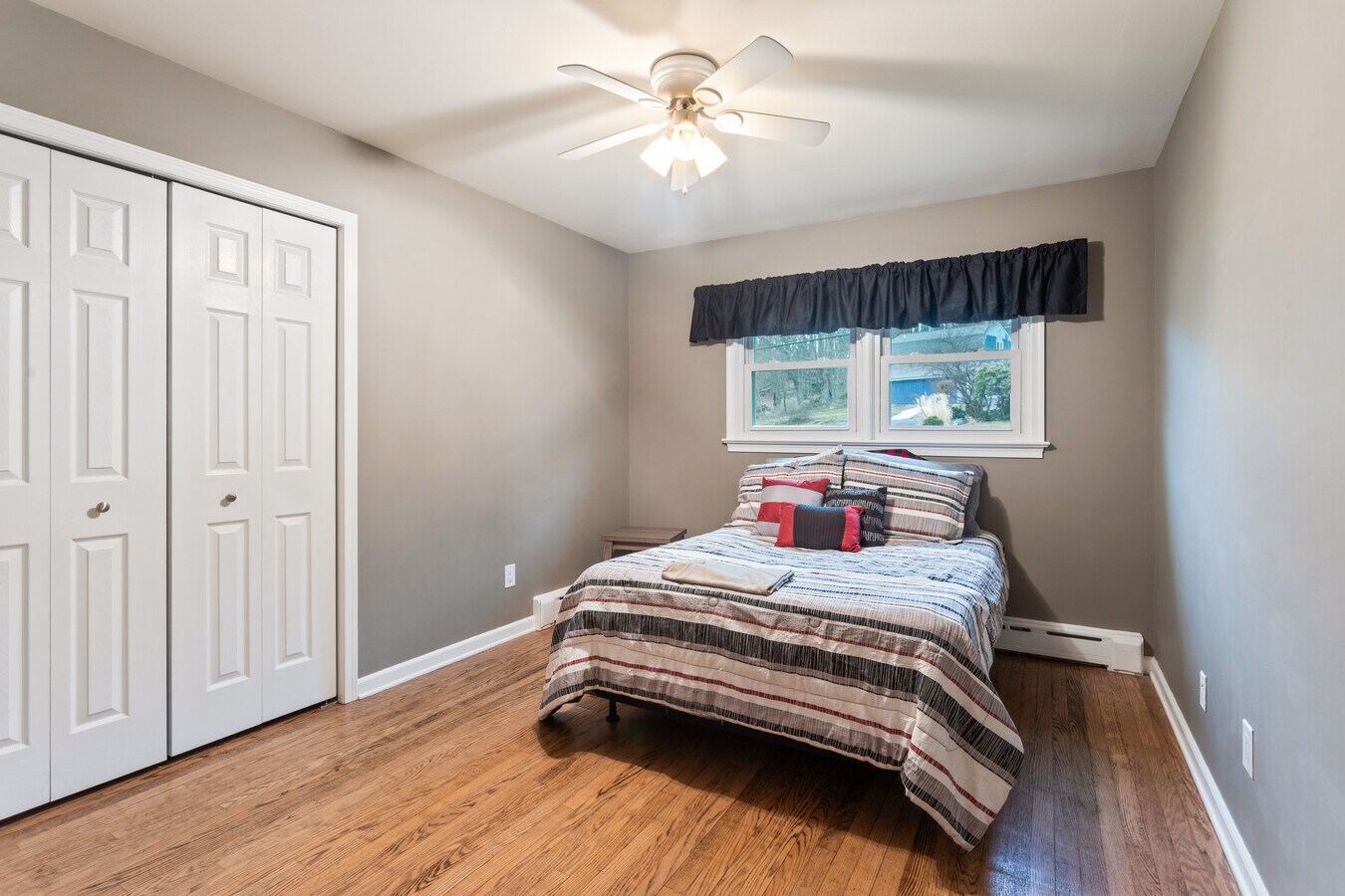 12 Russling Rd, Hackettstown, NJ 07840