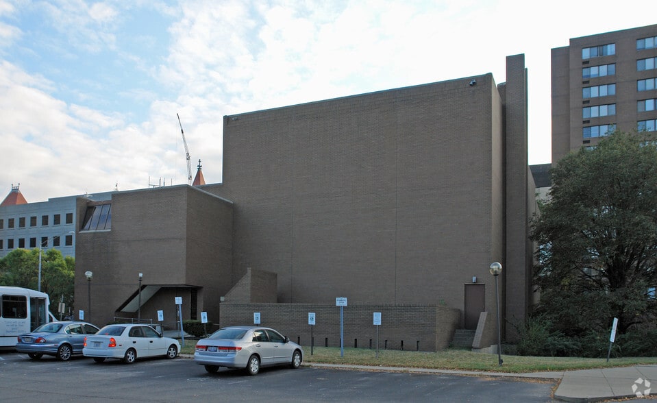 405 W Seventh St, Cincinnati, OH for sale - Building Photo - Image 2 of 2