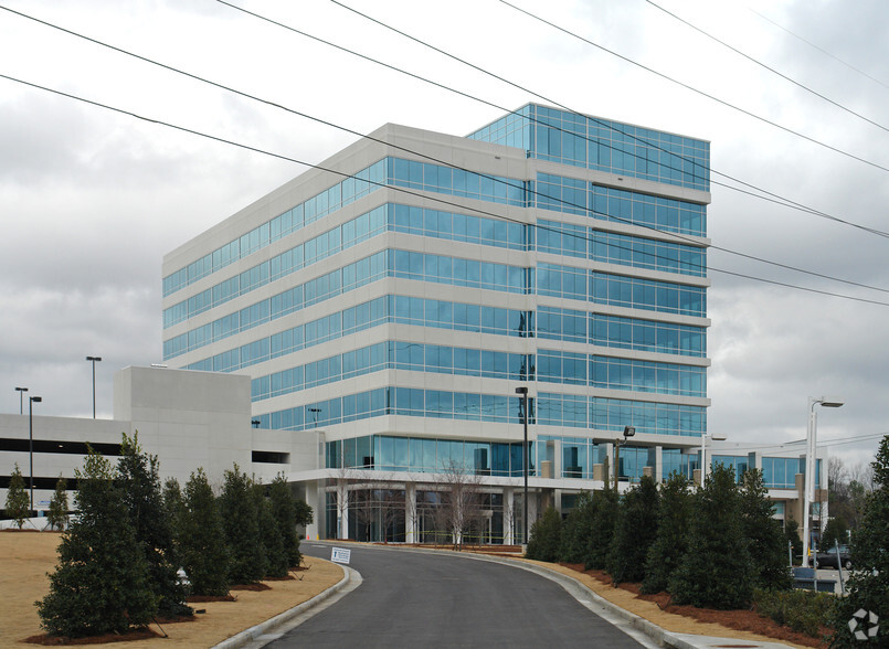 1800 Howell Mill Rd, Atlanta, GA for lease - Building Photo - Image 3 of 9