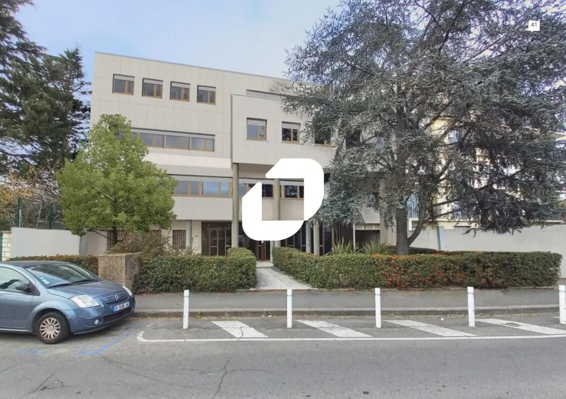 Office in Fontenay-sous-Bois for sale Building Photo- Image 1 of 3