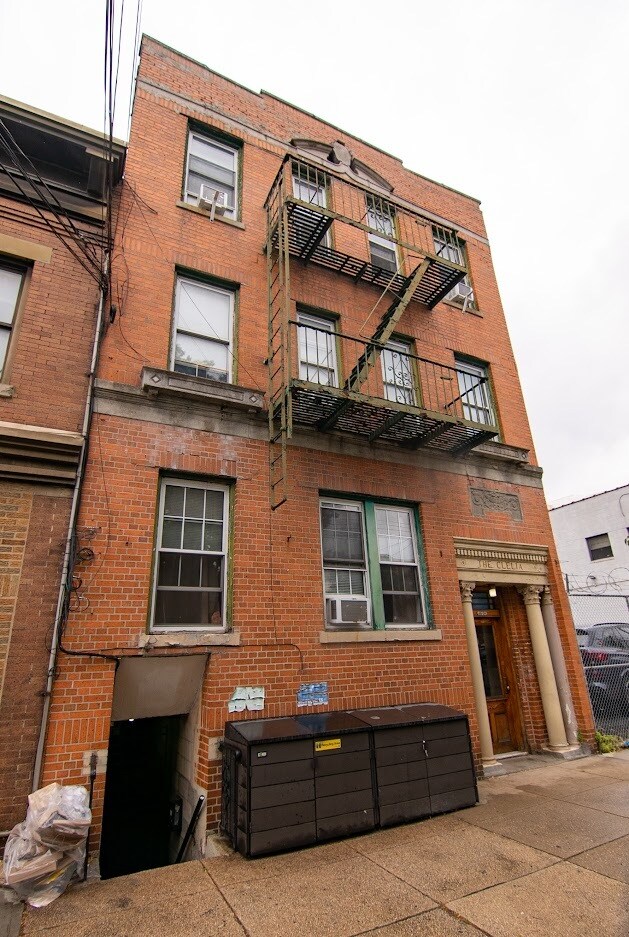 36-24 32nd St, Long Island City, NY for sale Building Photo- Image 1 of 1