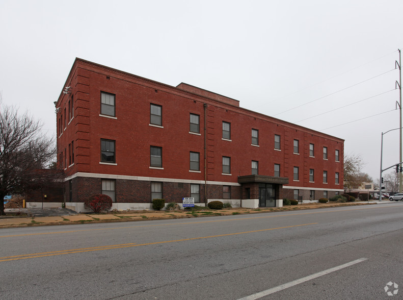 1020 E 63rd St, Kansas City, MO for lease - Building Photo - Image 3 of 4