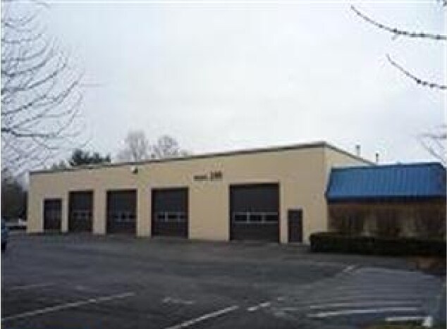 201-206 Airport Blvd, Doylestown, PA for sale - Building Photo - Image 1 of 1