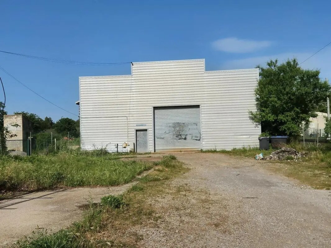 Industrial in Valergues for lease Building Photo- Image 1 of 7