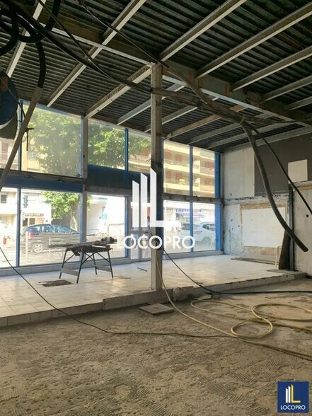 Flex in Nice for lease - Building Photo - Image 2 of 11