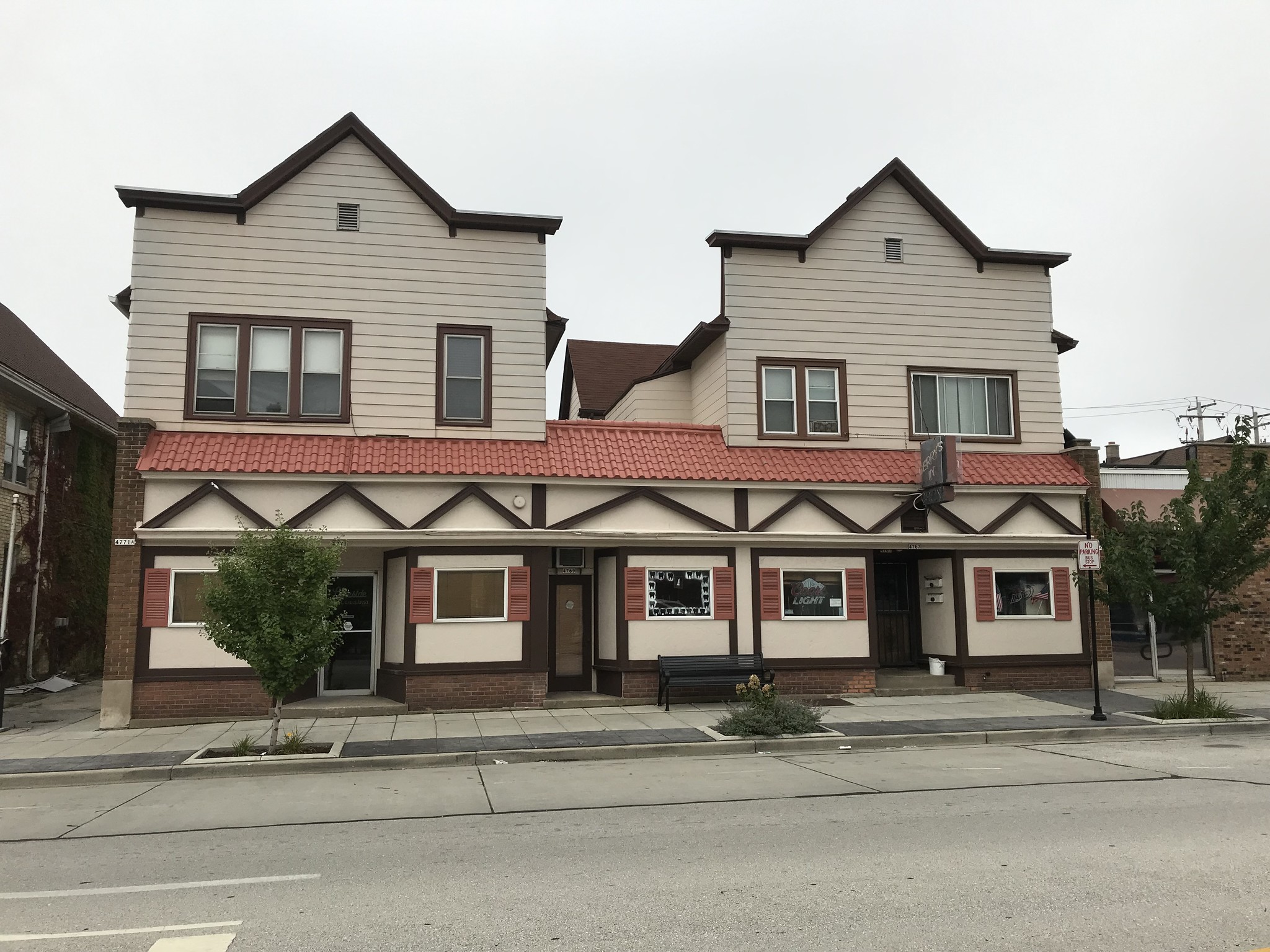 4767-4771 S Packard Ave