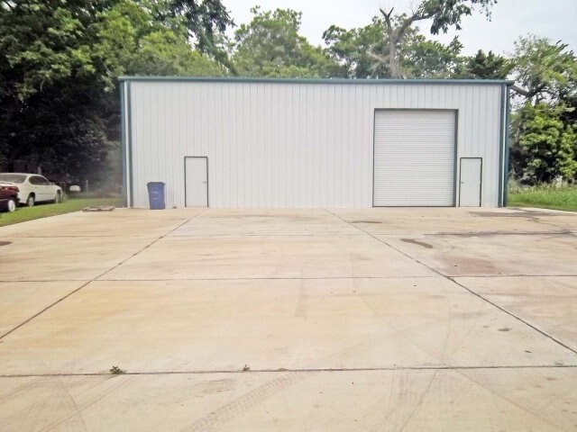 1100 N Brooks St, Brazoria, TX for sale Primary Photo- Image 1 of 1