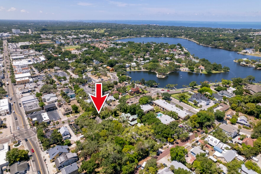 26 A W Orange St, Tarpon Springs, FL 34689 Office for Sale