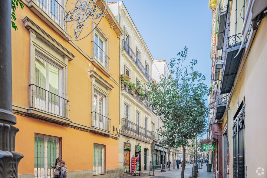 Calle de las Huertas, 24, Madrid, Madrid for sale - Primary Photo - Image 2 of 3