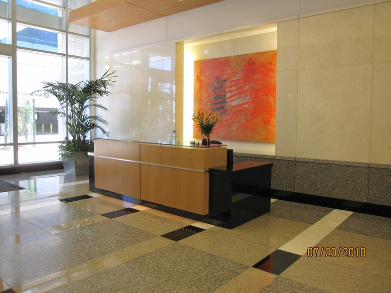 1020 Highland Colony Pky, Ridgeland, MS for lease - Lobby - Image 2 of 5