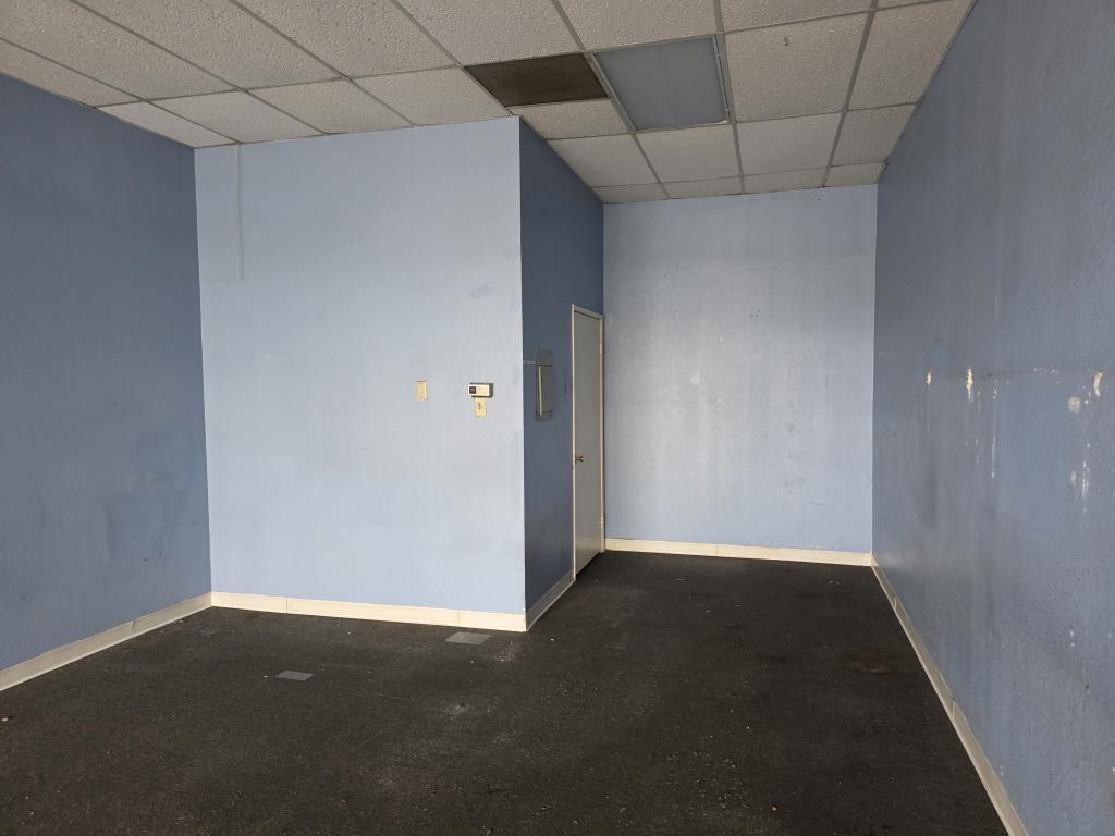 10522 McFadden Ave, Garden Grove, CA for lease Interior Photo- Image 1 of 5