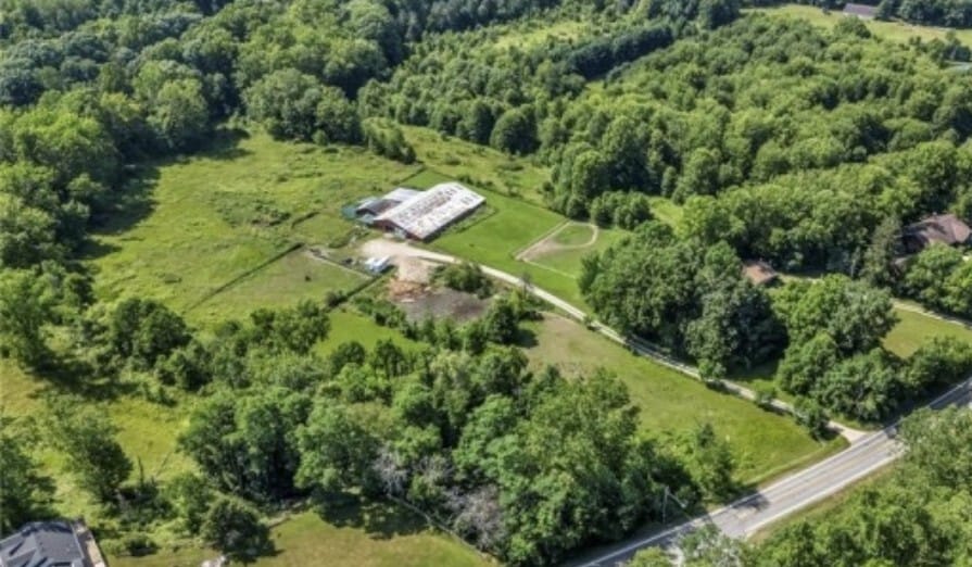 17500 East River Rd, Columbia Station, OH for sale Primary Photo- Image 1 of 6