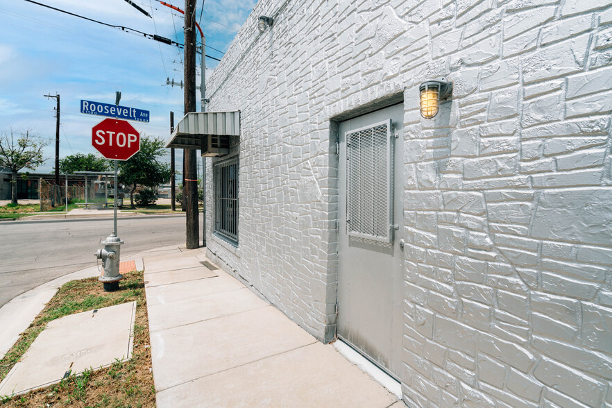 1020 Roosevelt Ave, San Antonio, TX for sale - Building Photo - Image 3 of 23