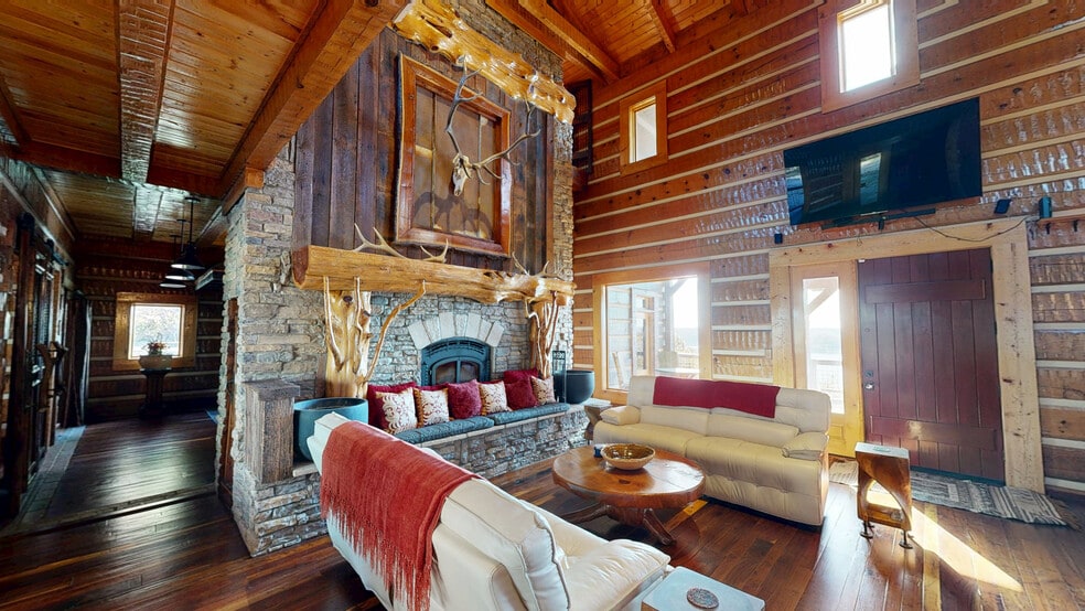 1150 County Road 113, Eureka Springs, AR for sale - Matterport 3D Scan - Image 3 of 31