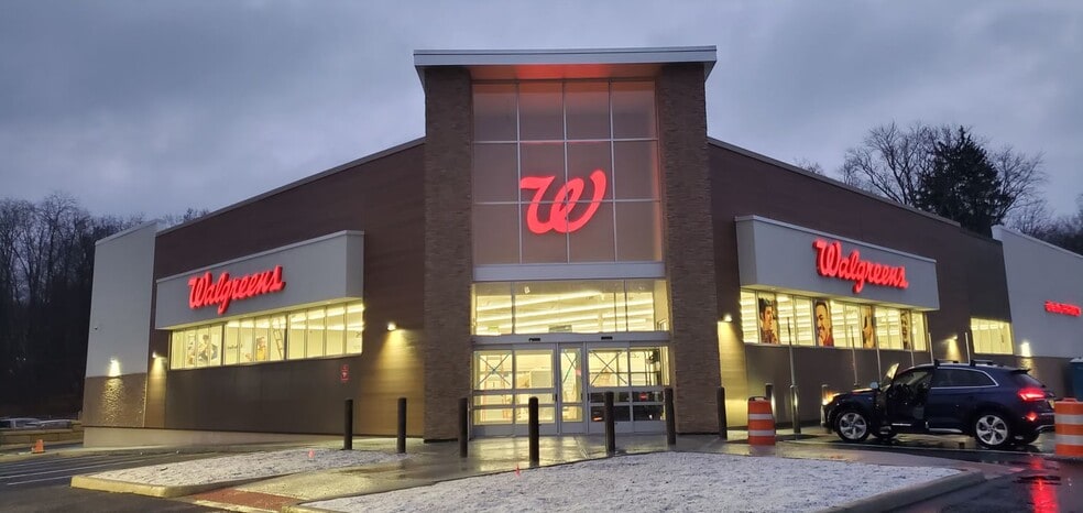 3320 Crompond rd, Yorktown Heights, NY for lease - Building Photo - Image 3 of 3