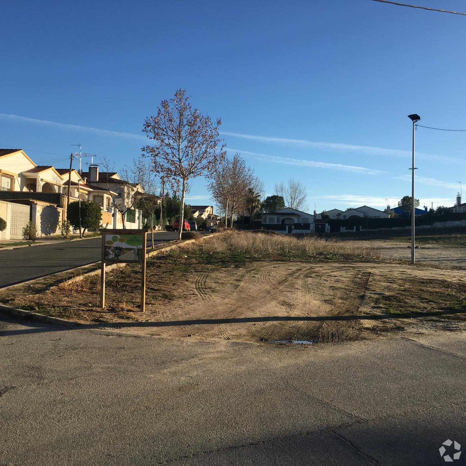 Land in Villanueva de Perales, Madrid for sale Primary Photo- Image 1 of 1