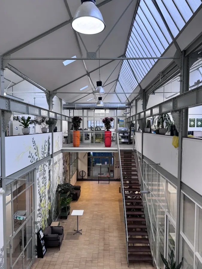 Rue Haxo, Paris, PAR 75020 - - - Interior Photo - Image 1 of 5