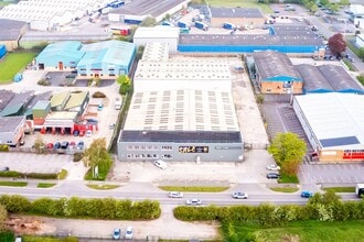 Kelvin Rd, Swindon for lease Building Photo- Image 1 of 1