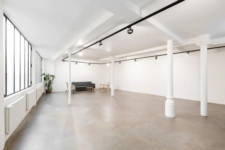 147 Rue Du Temple, Paris for lease - Interior Photo - Image 1 of 7