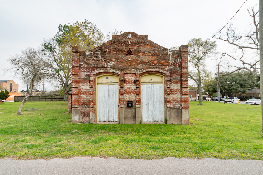 603 Calhoun St, Richmond, TX for sale - Building Photo - Image 1 of 1