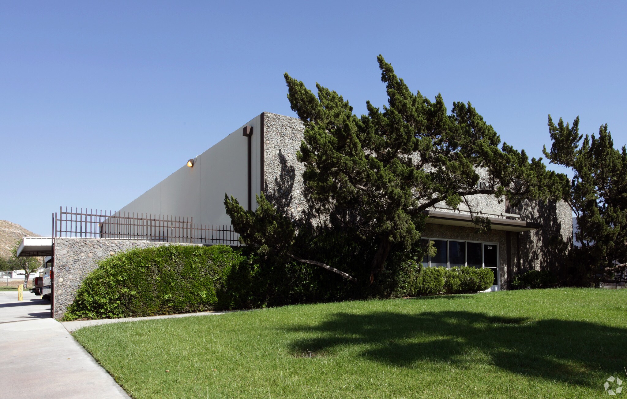 2100 Iowa Ave, Riverside, CA for sale Building Photo- Image 1 of 1