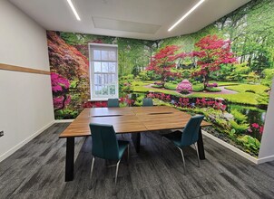 Ebrington Sq, Londonderry for lease Interior Photo- Image 2 of 4