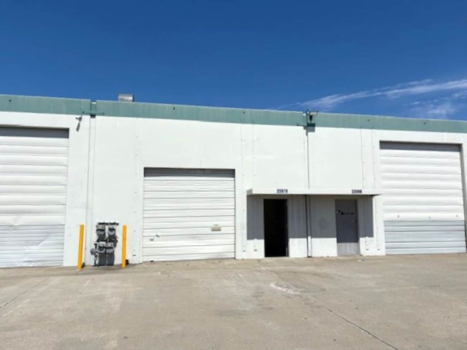 23950-23996 Clawiter Rd, Hayward, CA for lease Interior Photo- Image 1 of 4