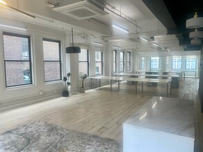 25 W 36th St, New York, NY for lease Interior Photo- Image 1 of 5