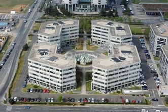 4 Place De Londres, Tremblay-en-France, SSD - AERIAL  map view