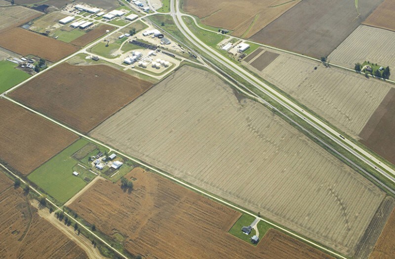 11th St SW, Farley, IA 52046