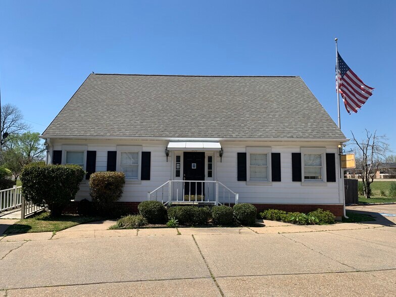 2133 E Bert Kouns Industrial Loop, Shreveport, LA 71105